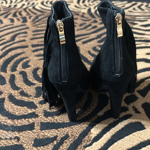 Fringe detail ankle boot - Picture 3 of 4